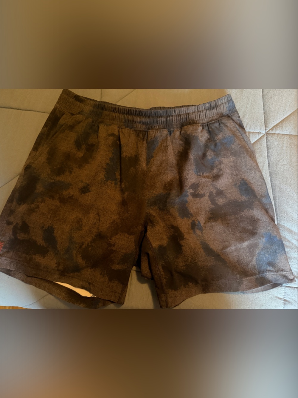 Rhône Men's Blue & Gray Camouflage lined Athletic Shorts